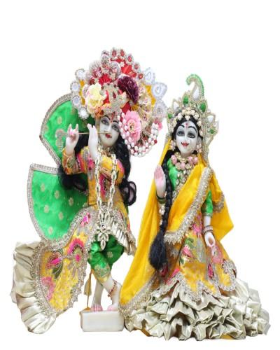 Beautiful Radhakrishna With Full Shringar  