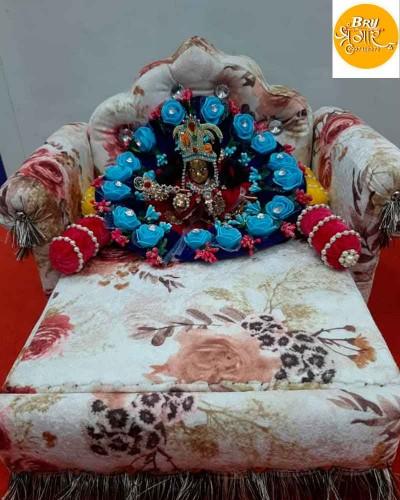 Wooden Handcrafted Work Small Royal Singhasan
