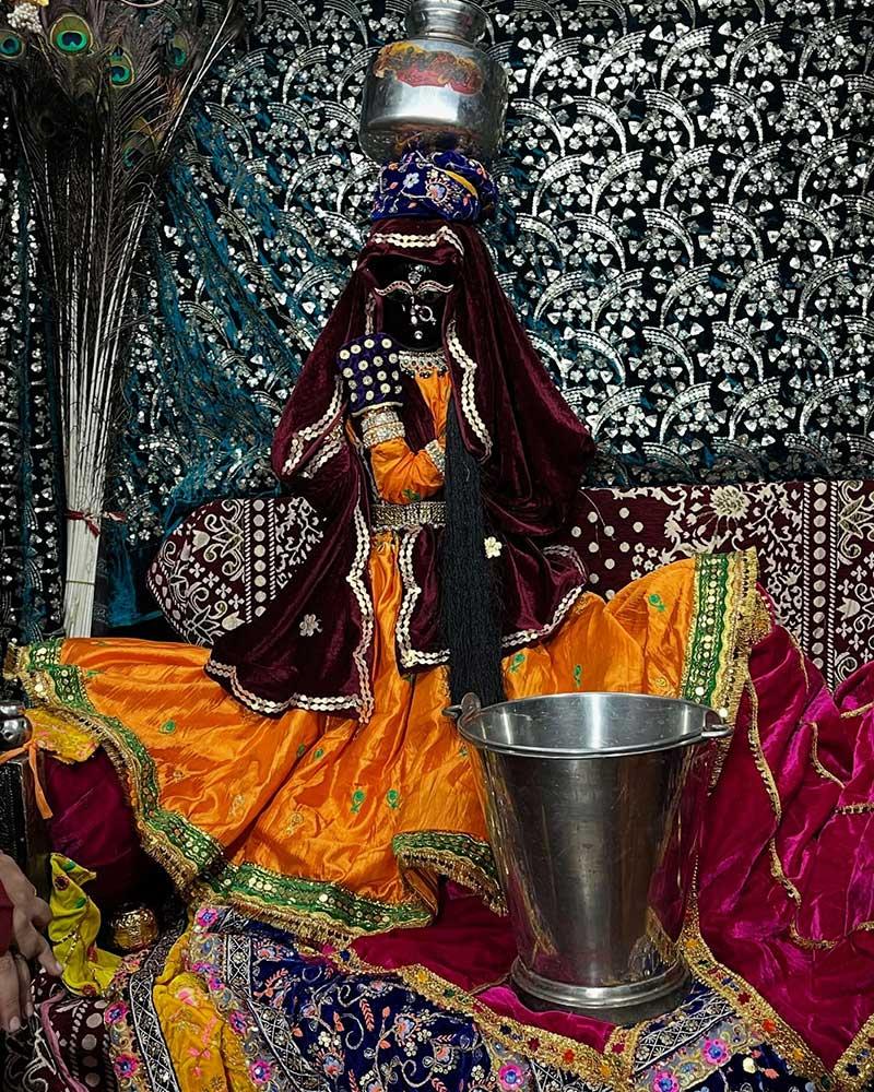 Traditional Radhaballav Ji Poshak with Orange and Maroon Traditional Radhaballav Ji Poshak with Orange and Maroon